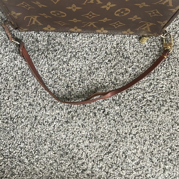 Louis Vuitton mini pouchette purse bag - Picture 4 of 12